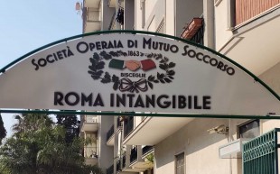 7030051b-1e75-4ebe-afcc-6d08aefcfb59